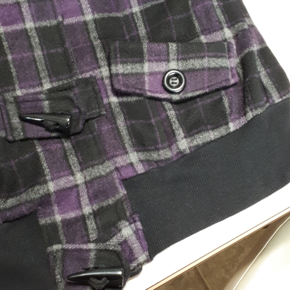 Jacket - Picture 5 of 8